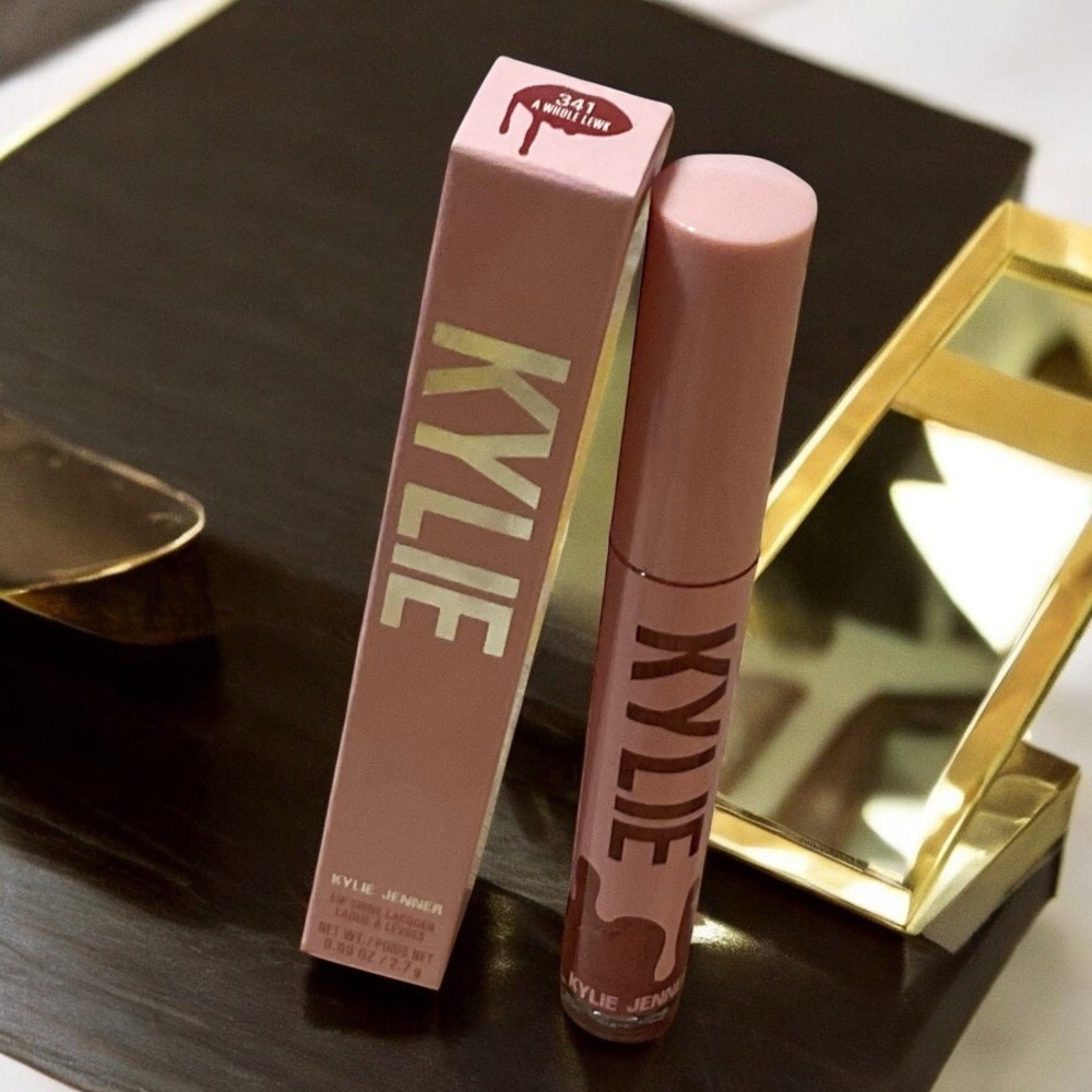 Kylie Cosmetics Lip Shine Lacquer- 341 - A Whole Lewk